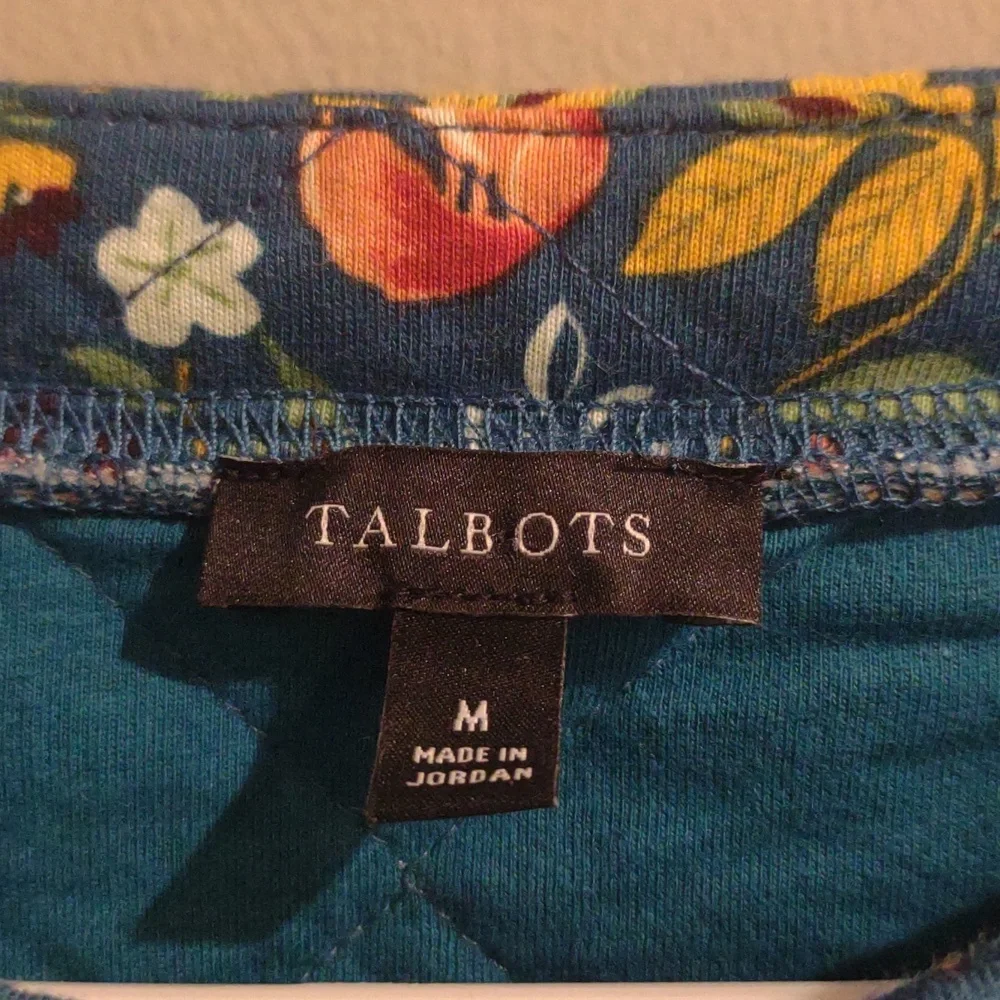 Talbots Women's‎ Medium Woodland Ditzy Quilted Sweatshirt - Picture 2 of 7